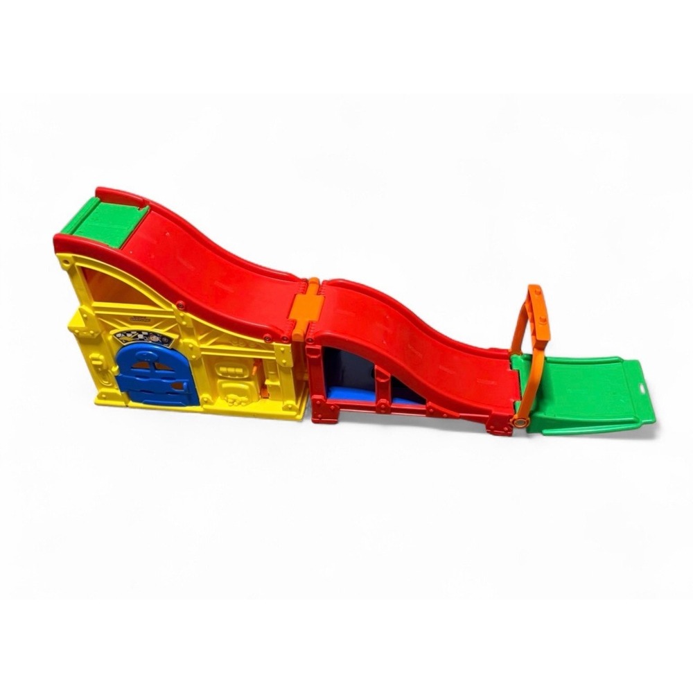 Fisher Price Little People Wheelies Fold 'n Go Rampway Garage 2 Cars - Picture 3 of 6